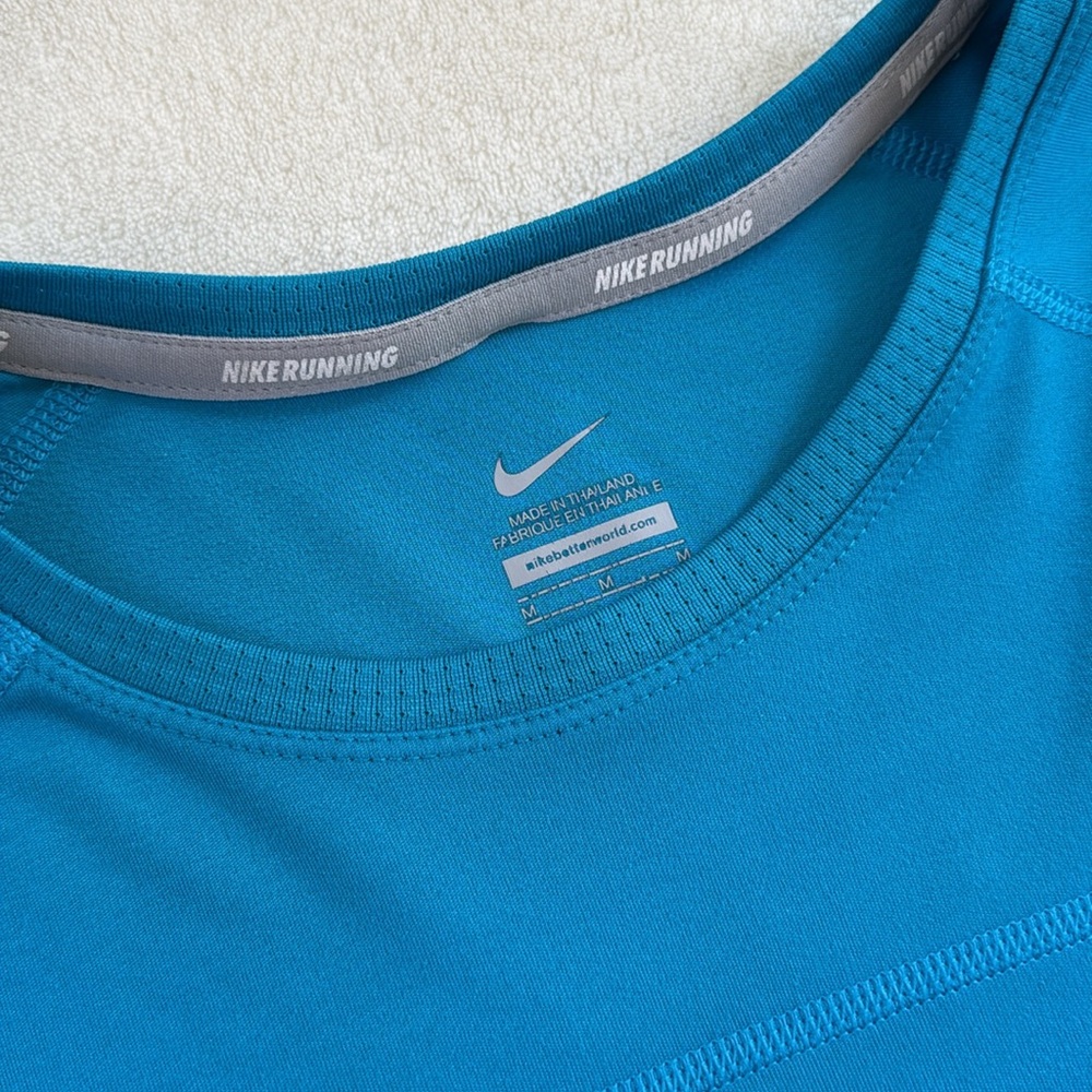 Nike Womens Running Top Long Sleeve Size Medium in Blue - Picture 6 of 8